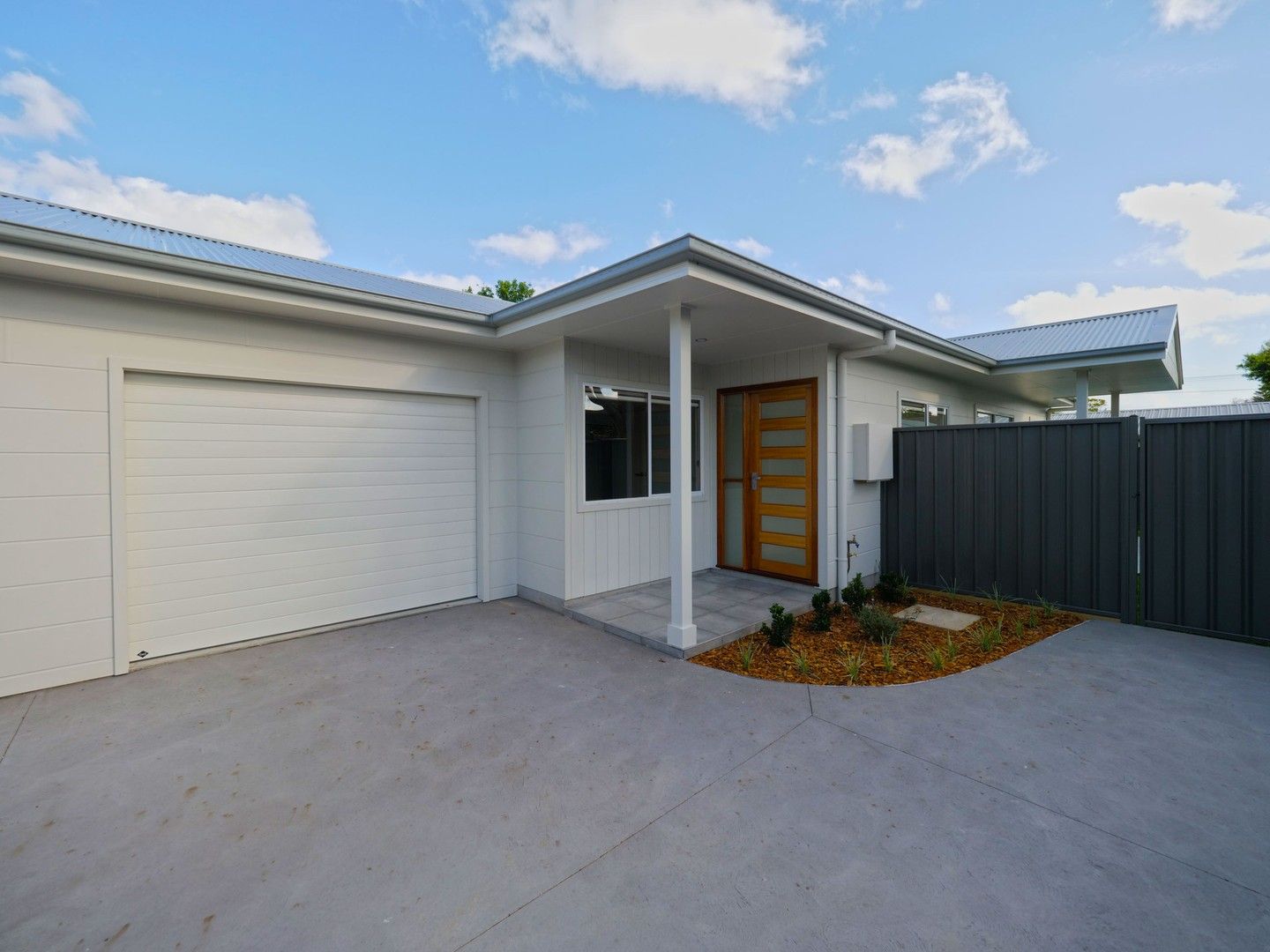 3 bedrooms House in 54 Ocean View Road GOROKAN NSW, 2263