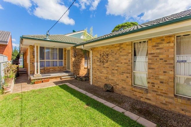 Picture of 17A Ellen Street, BELMONT SOUTH NSW 2280