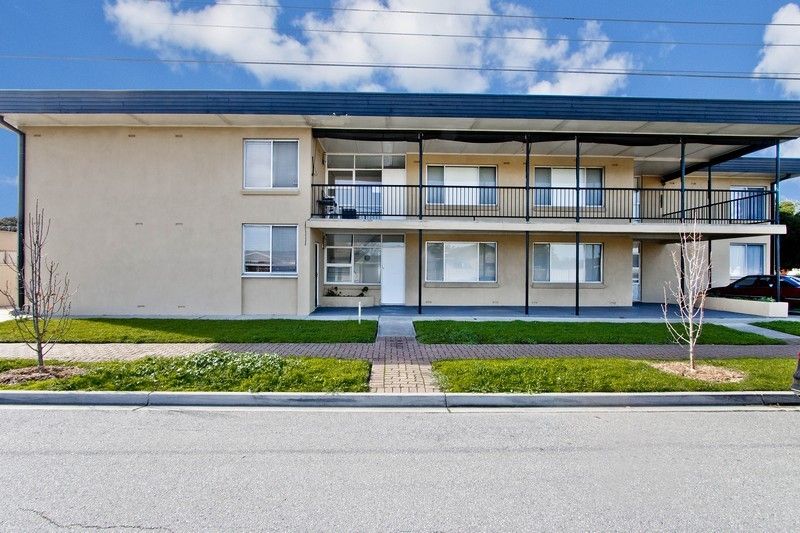 2 bedrooms Apartment / Unit / Flat in 6/72 Henley Beach Road HENLEY BEACH SA, 5022