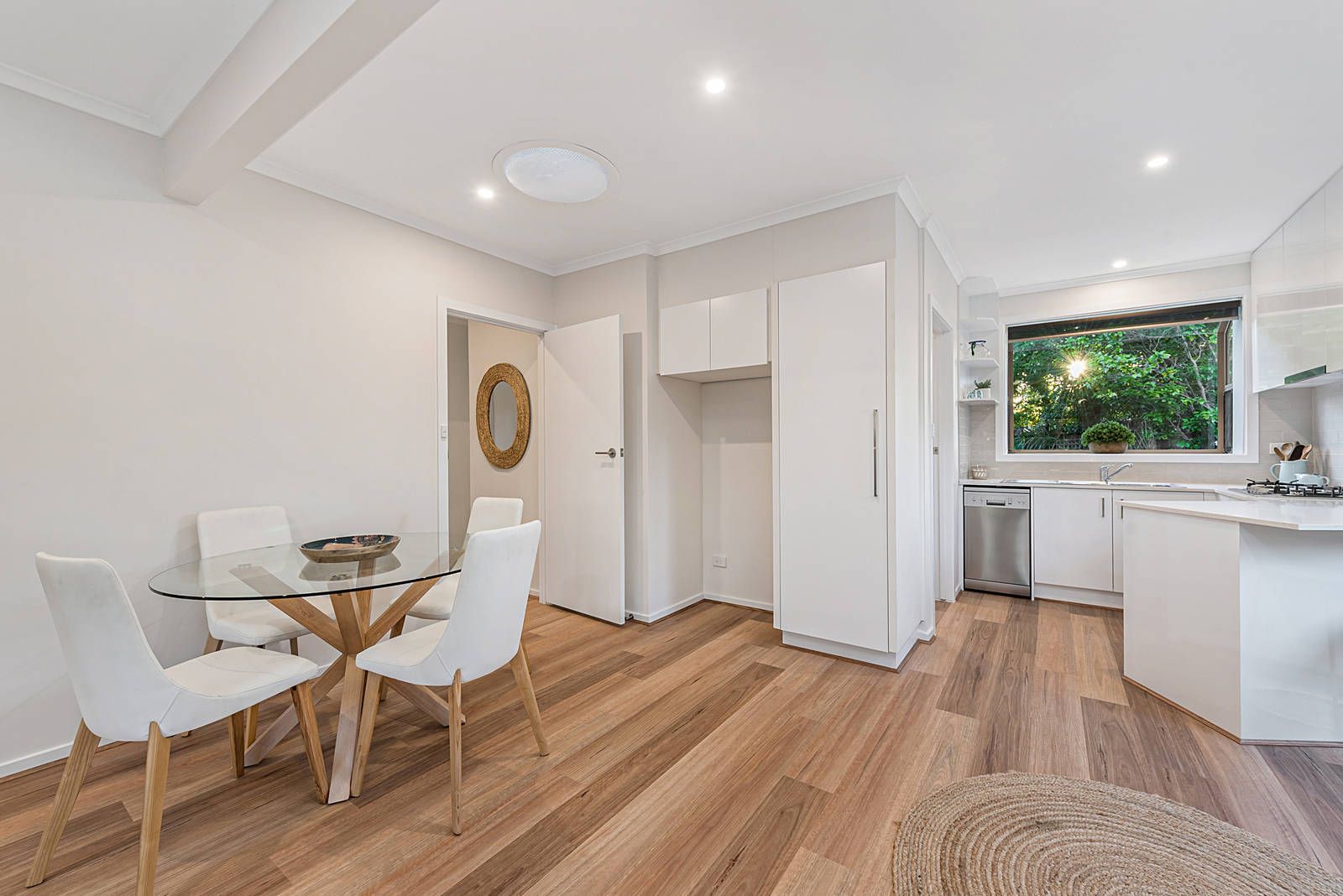 2/112-114 Centre Dandenong Road, Dingley Village VIC 3172, Image 2