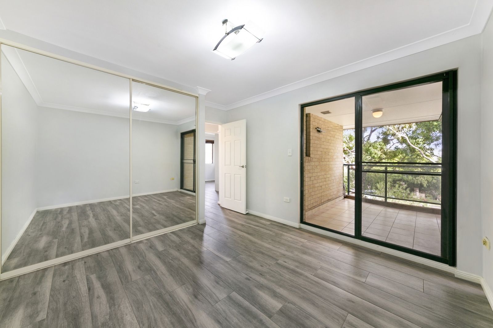 24/43-49 Memorial Av, Merrylands NSW 2160, Image 2