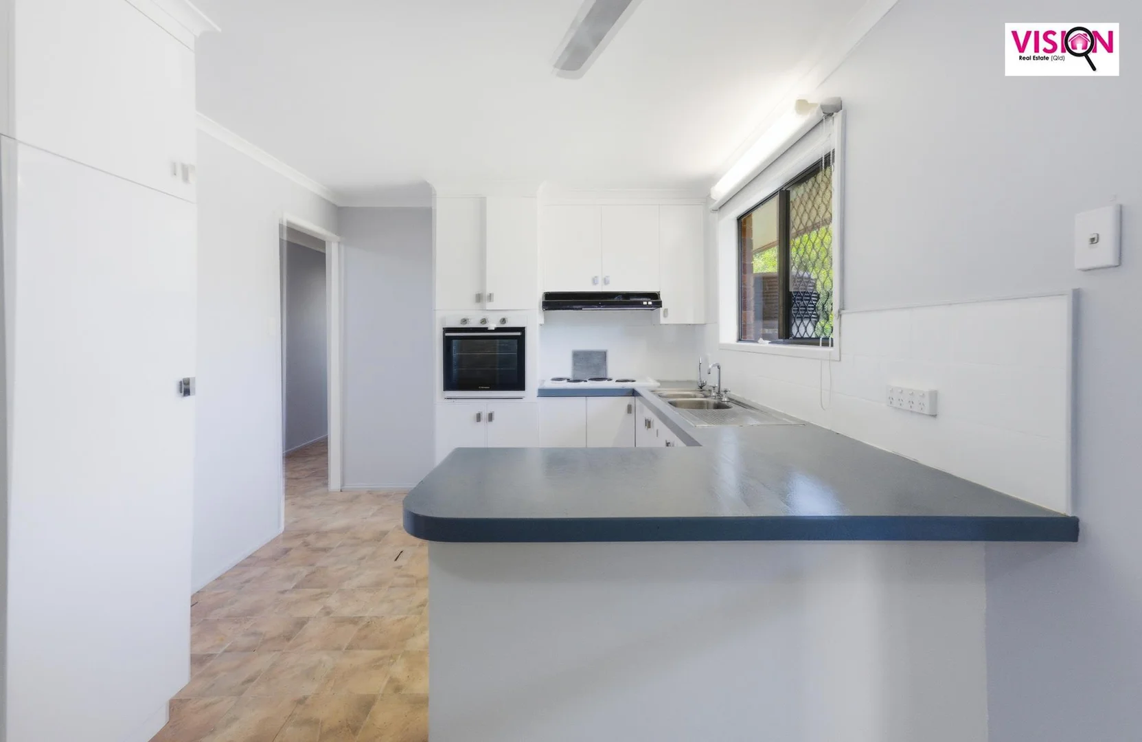 Additional image 3 of 9 Viola, Glenella QLD 4740