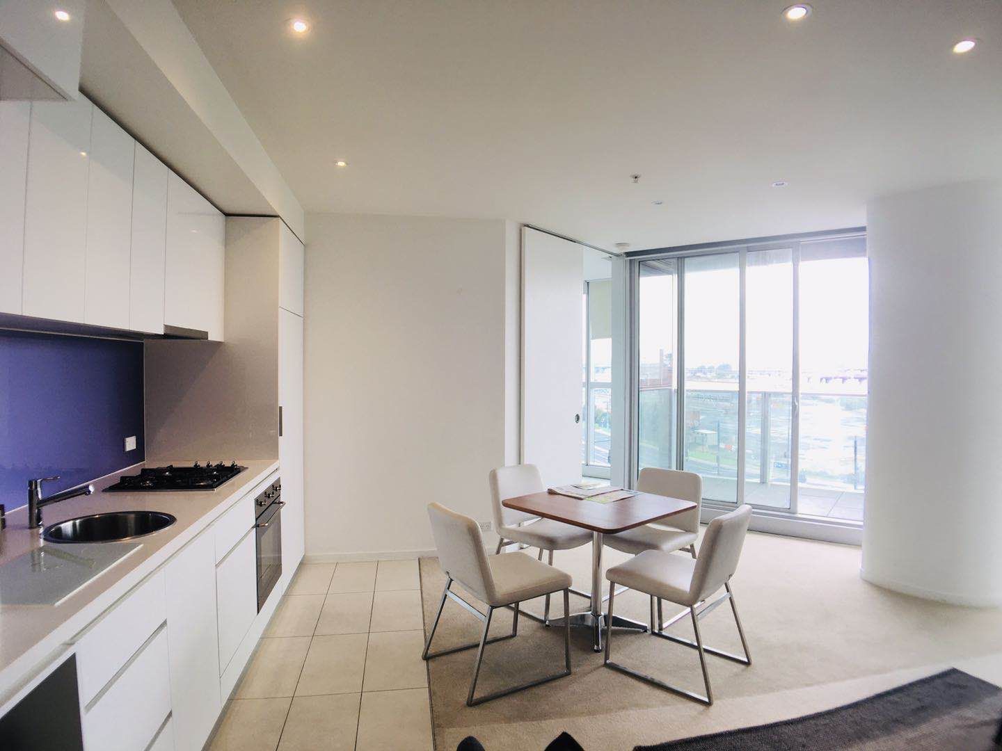 2 bedrooms Apartment / Unit / Flat in 501S/231-241 Harbour Esplanade DOCKLANDS VIC, 3008