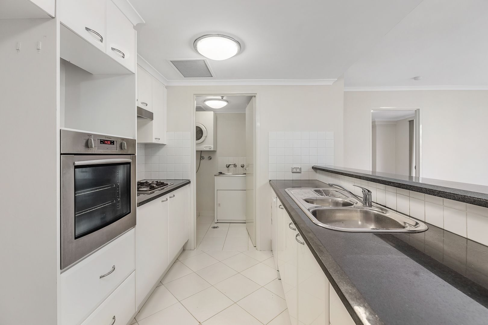 2 bedrooms Apartment / Unit / Flat in 74/5-7 Beresford Road STRATHFIELD NSW, 2135
