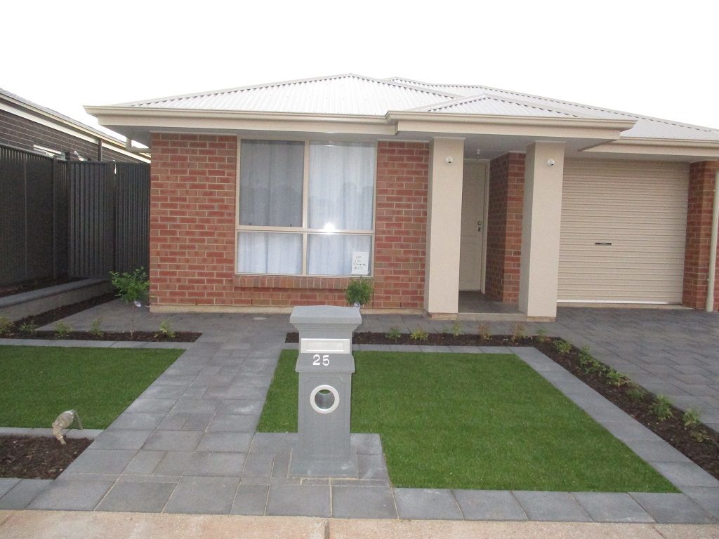25 St Georges Way, Blakeview SA 5114, Image 0
