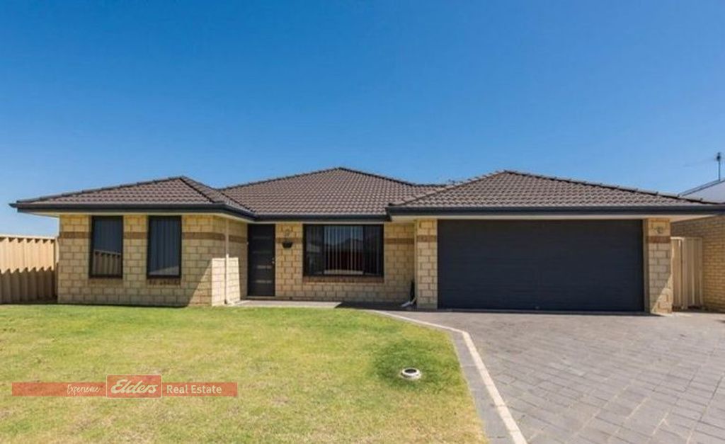 4 bedrooms House in 13 Mandalay Bend SECRET HARBOUR WA, 6173