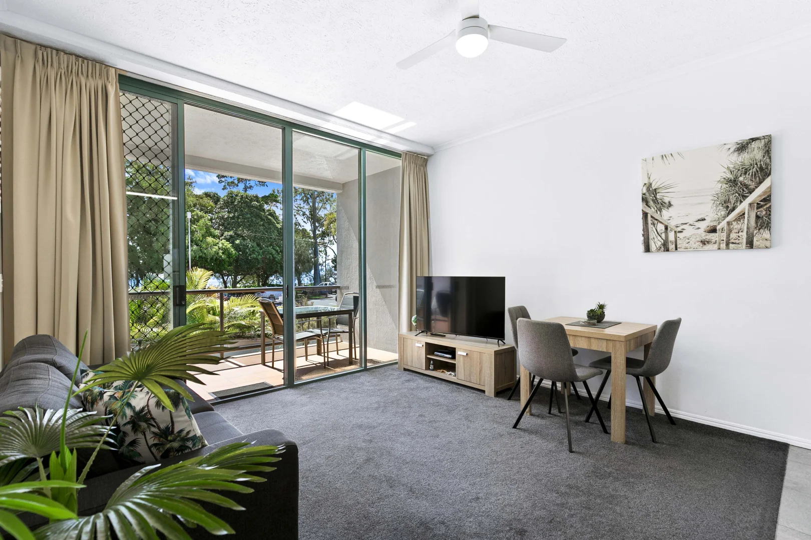 Additional image 5 of 2/465 Esplanade, Torquay QLD 4655