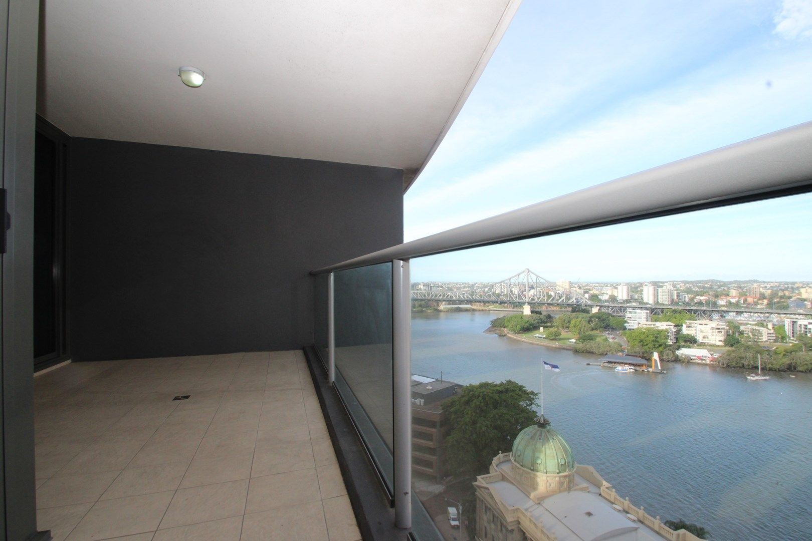 2 bedrooms Apartment / Unit / Flat in 185/420 Queen Street BRISBANE CITY QLD, 4000