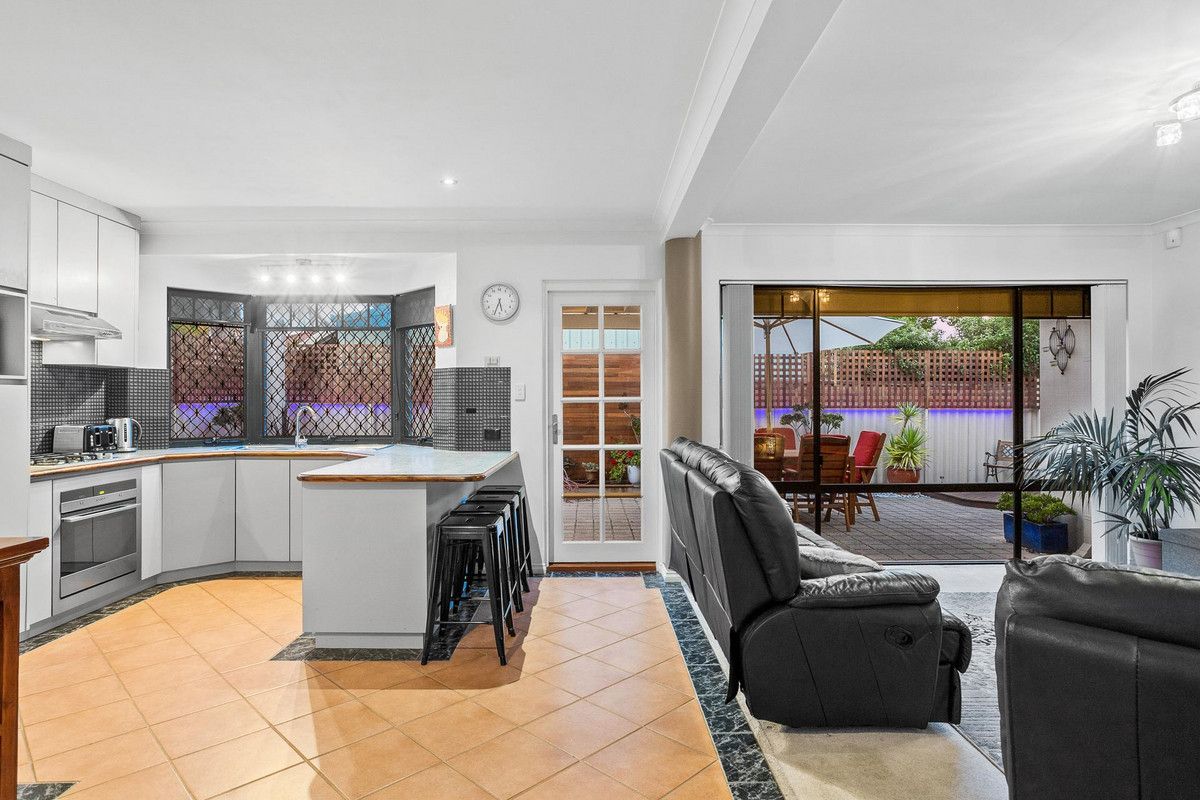 3/37 Raymond Street, Yokine WA 6060, Image 2