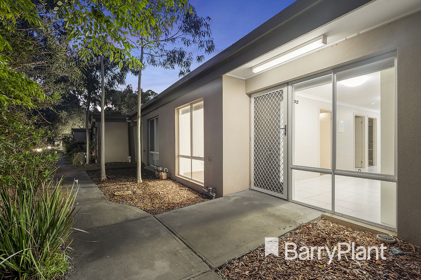 2 bedrooms Apartment / Unit / Flat in 32 White Close LILYDALE VIC, 3140