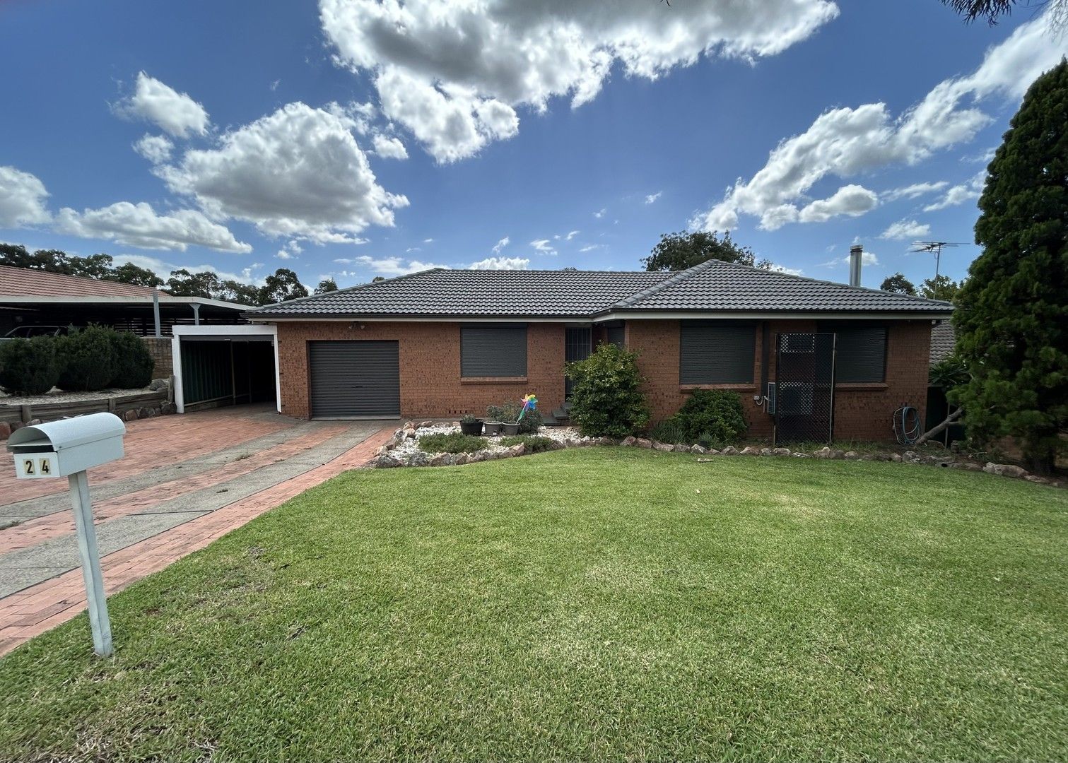 3 bedrooms House in 24 Peppermint Road MUSWELLBROOK NSW, 2333