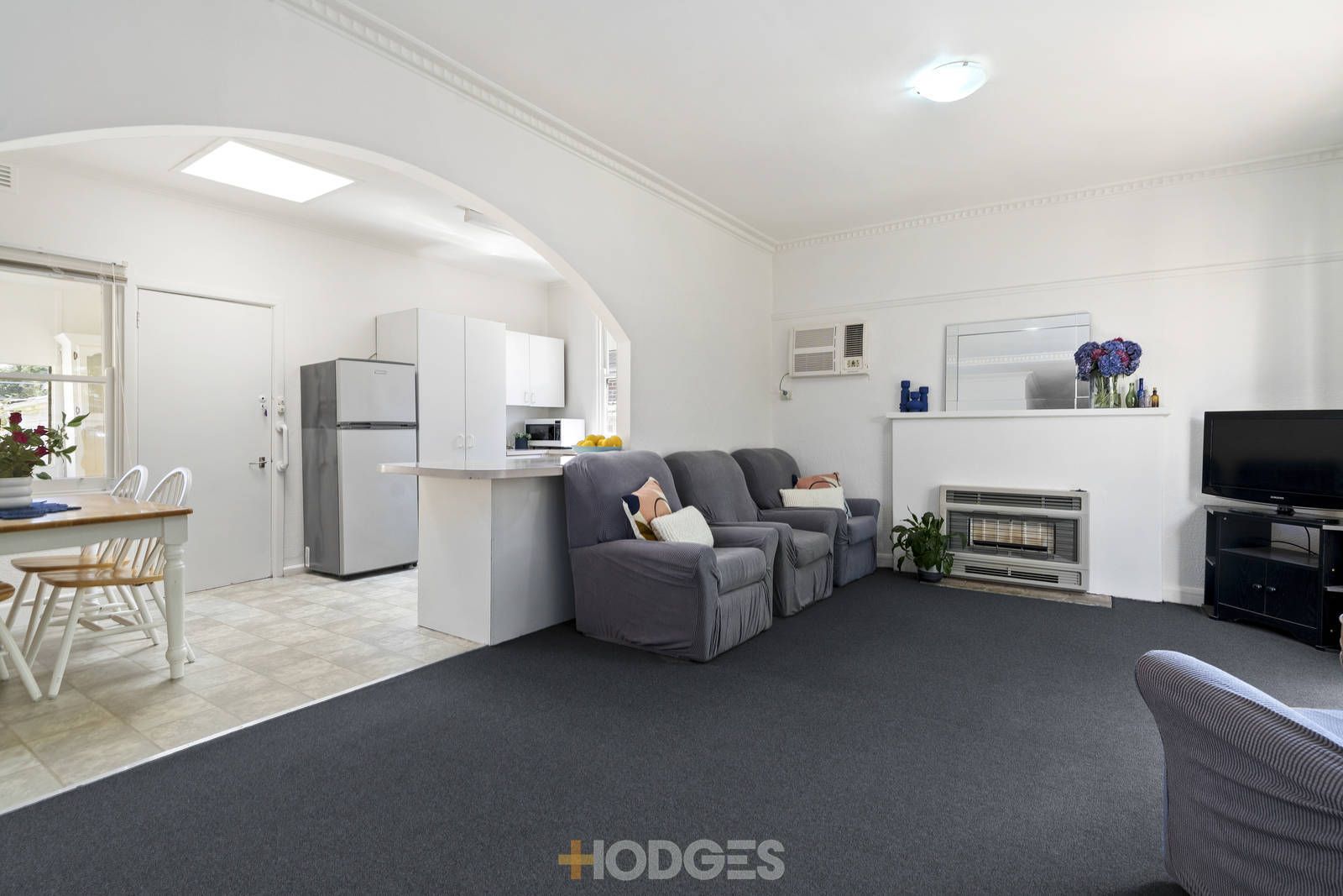 8 Desmond Avenue, Highett VIC 3190, Image 2