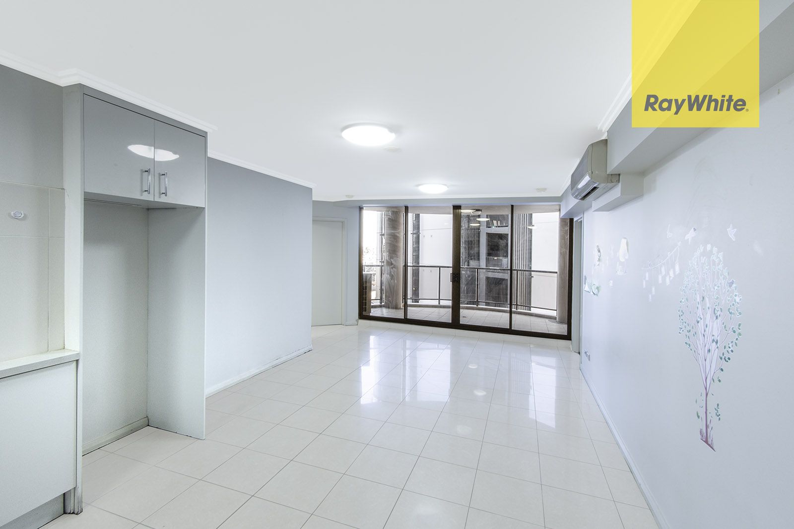 2 bedrooms Apartment / Unit / Flat in 171/13-15 Hassall Street PARRAMATTA NSW, 2150