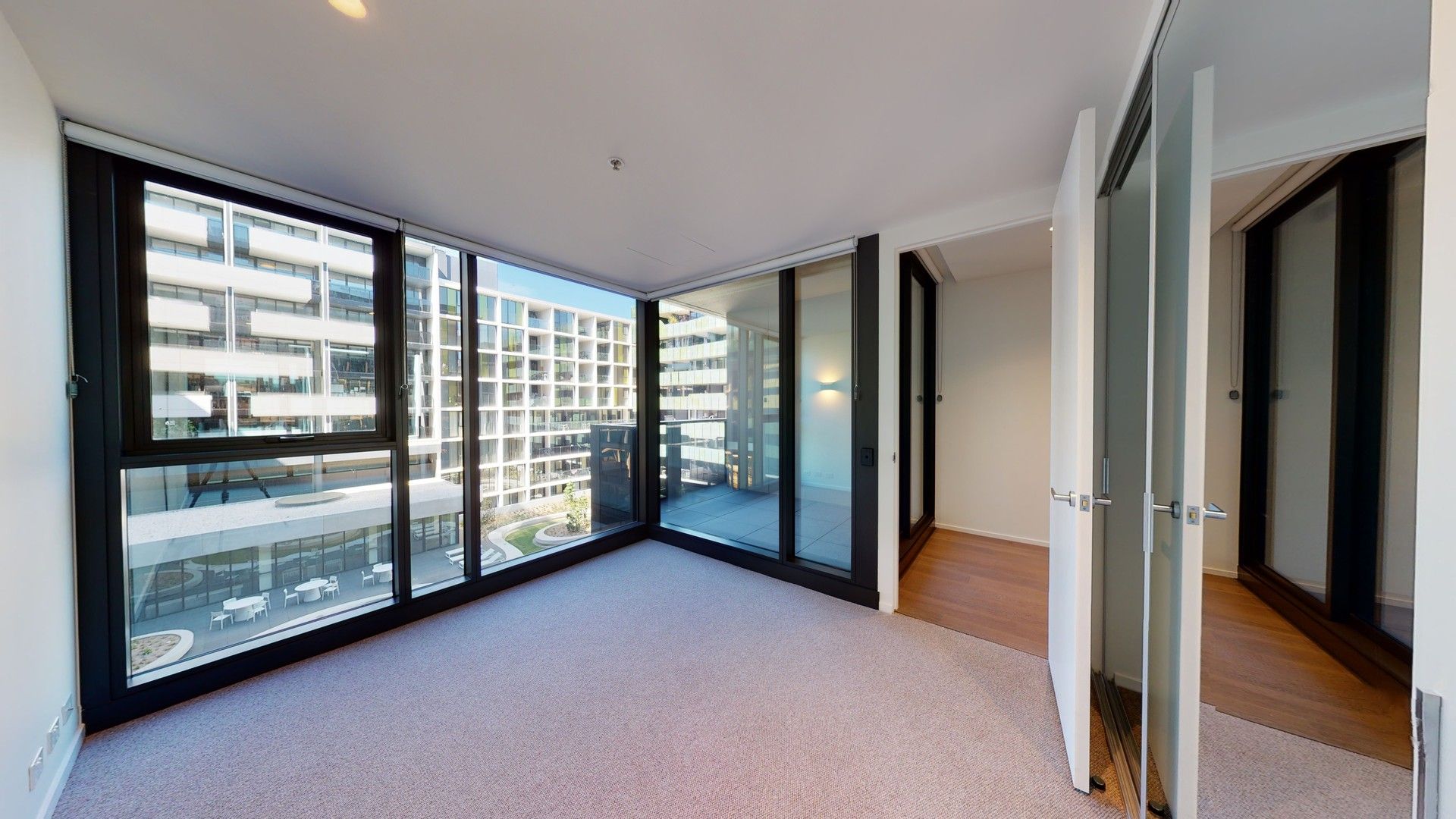 1 bedrooms Apartment / Unit / Flat in 421/627 Victoria Street ABBOTSFORD VIC, 3067