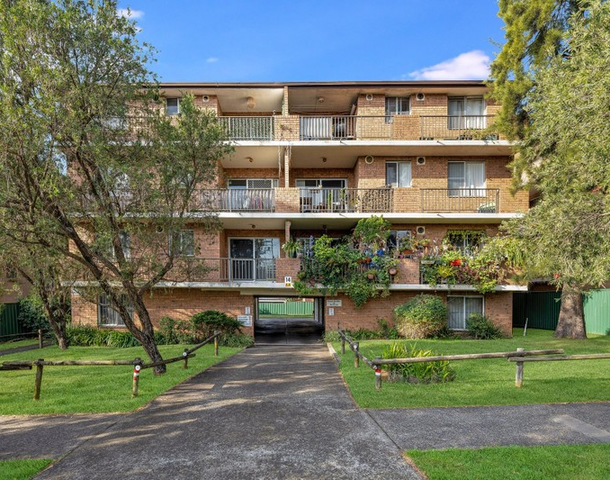 2/12-14 High Street, Carlton NSW 2218