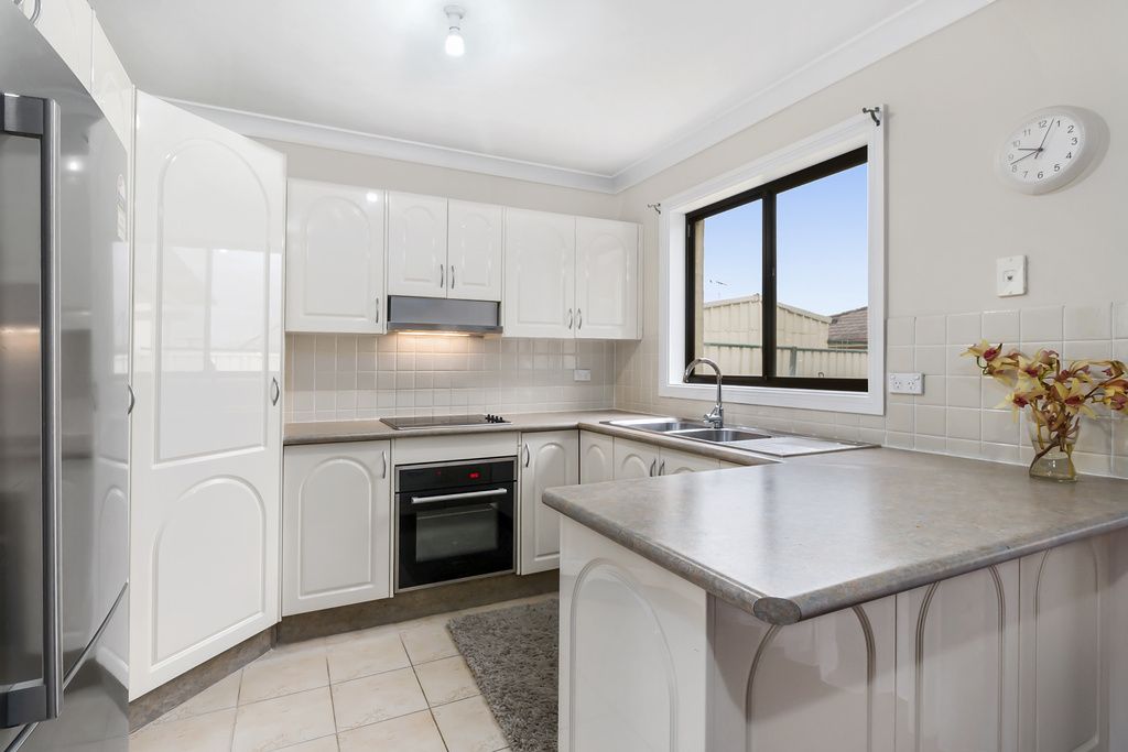 5/8 Stannum Close, Hinchinbrook NSW 2168, Image 1