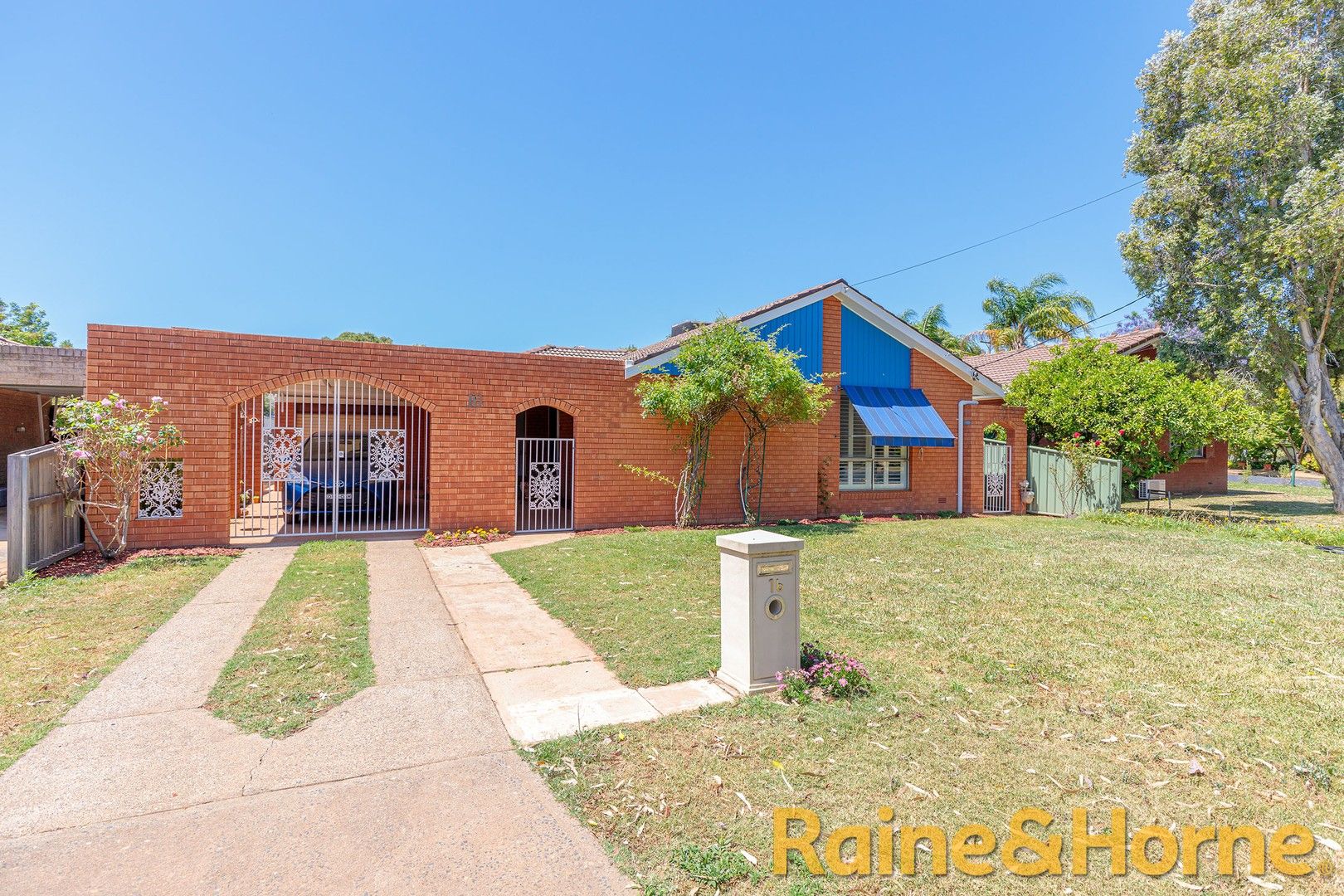4 bedrooms House in 16 Opal Street DUBBO NSW, 2830