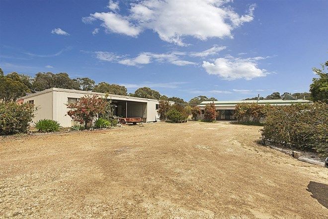 Picture of 150 Daisyburn Road, HILLDENE VIC 3660