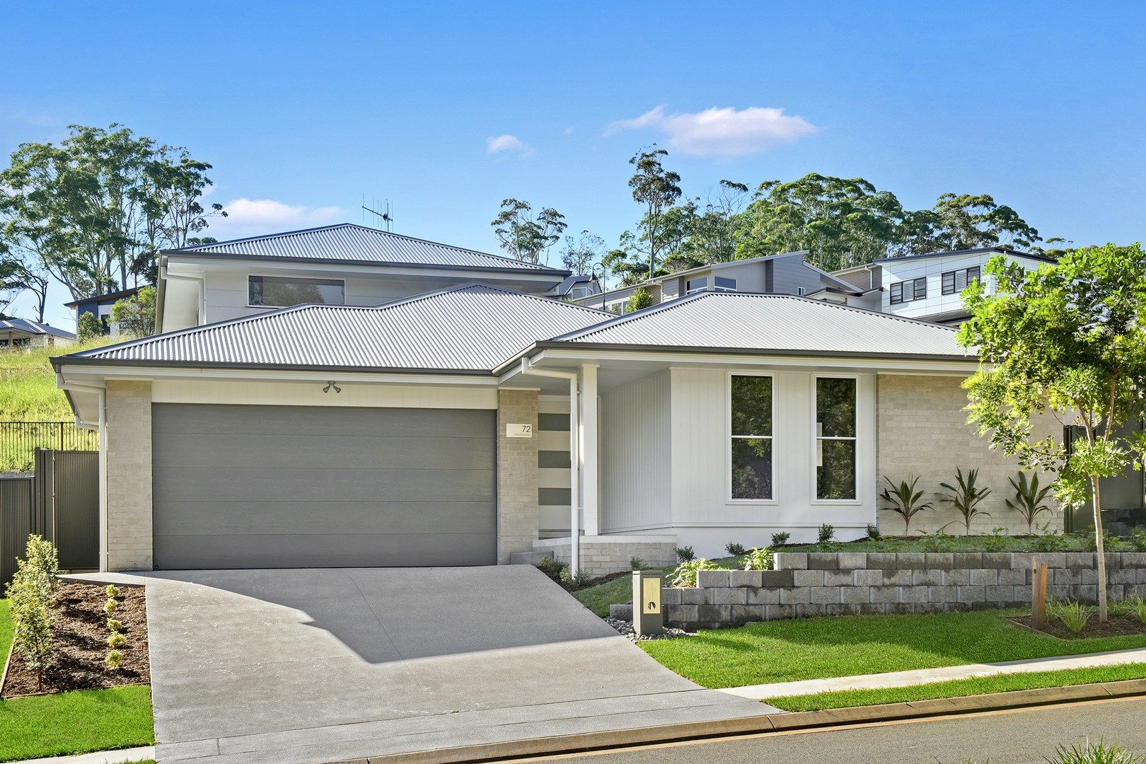 72 Crestwood Drive, Port Macquarie Property History & Address