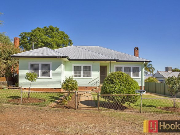 3 Rawson Avenue, North Tamworth NSW 2340