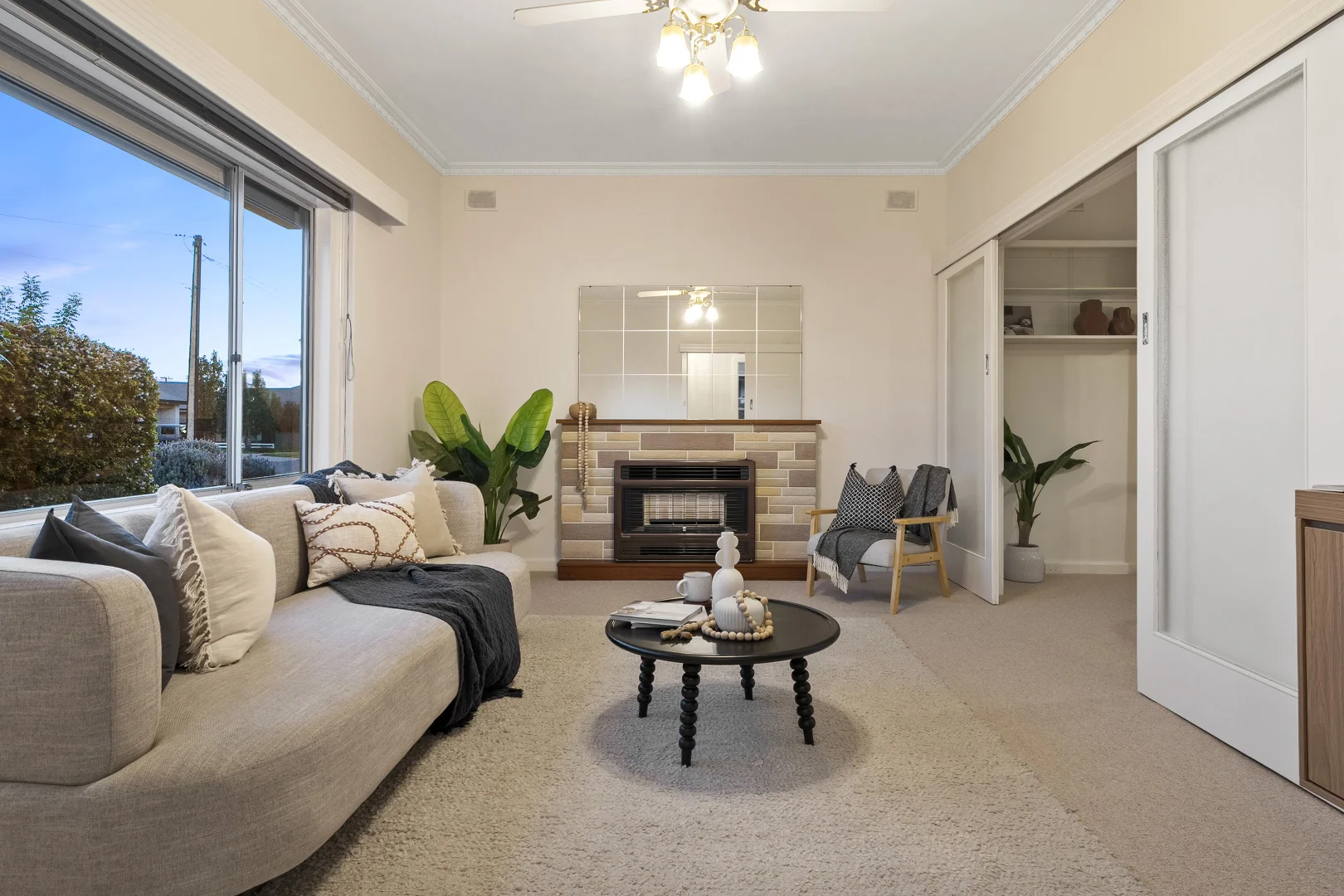 Additional image 3 of 12 Lucerne Grove, Findon SA 5023