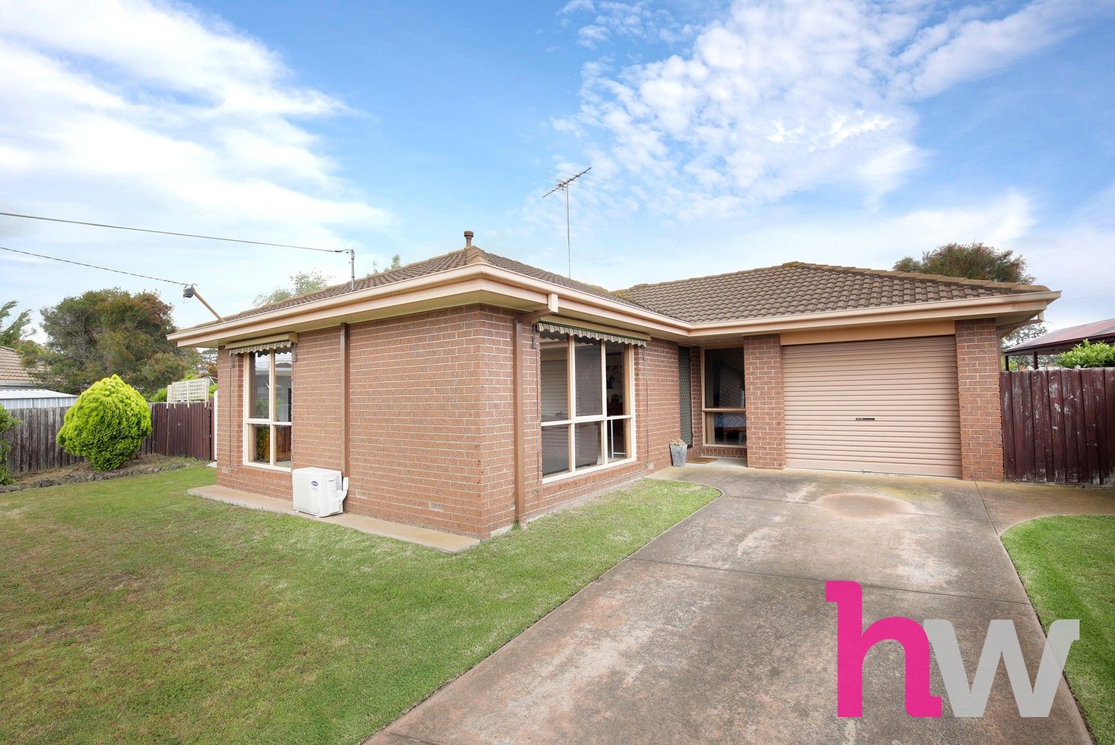 7 Freesia Court, Whittington Property History & Address Research Domain
