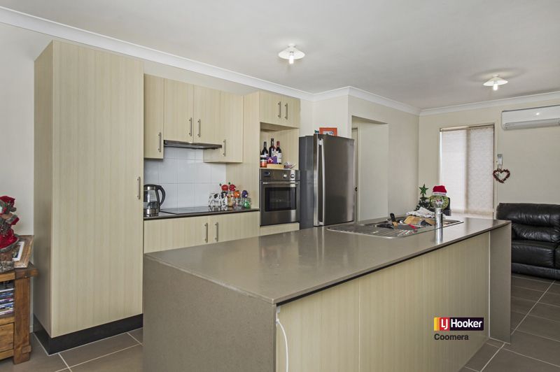 2/3 Silver Gull Street, Coomera QLD 4209, Image 1