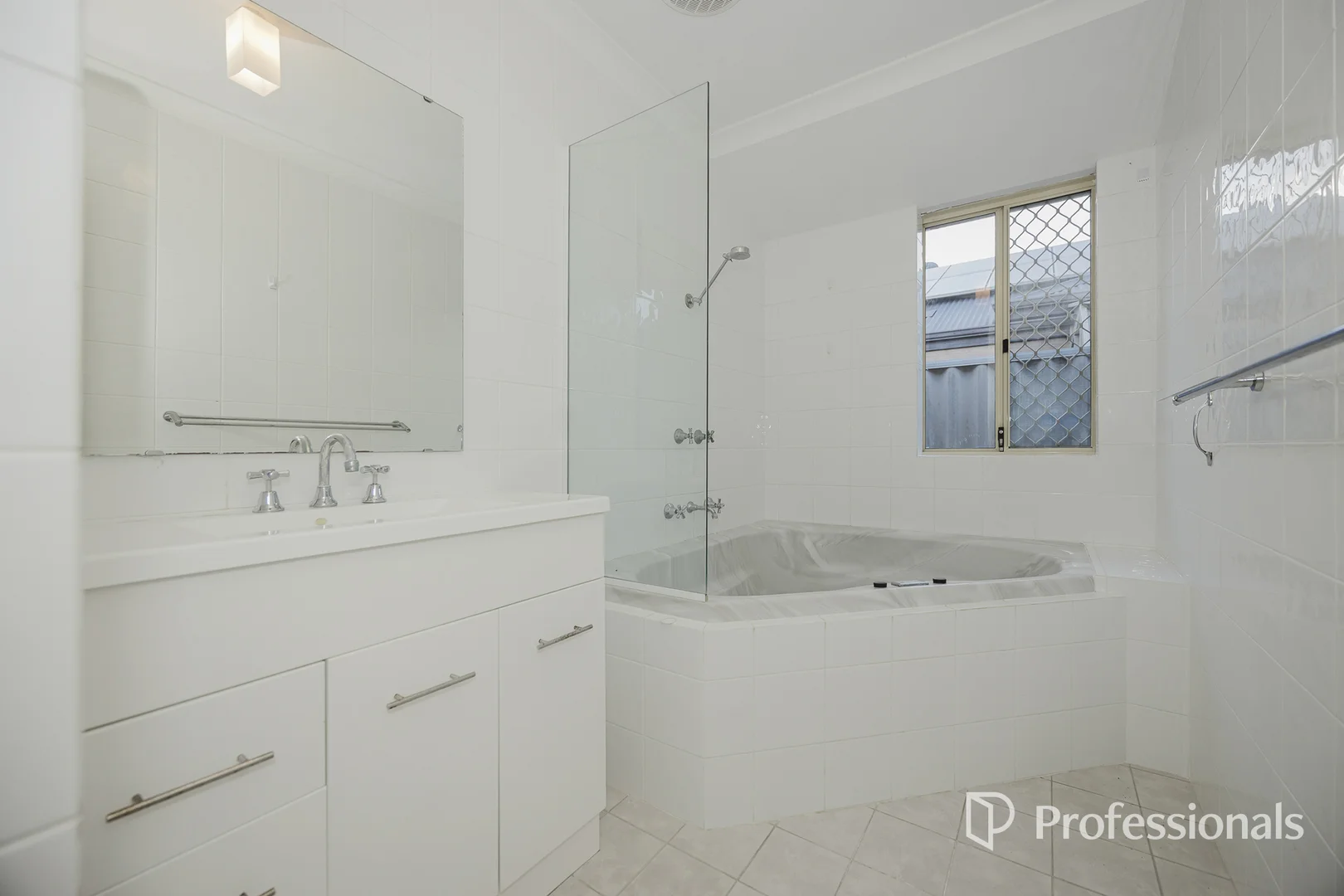 Additional image 16 of 110 Berkley Road, Marangaroo WA 6064