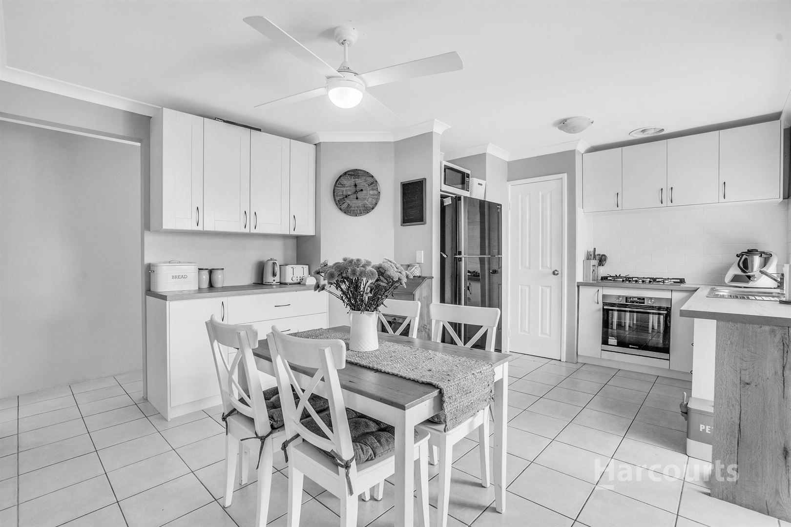 9/4 Binnar Court, Erskine WA 6210, Image 0