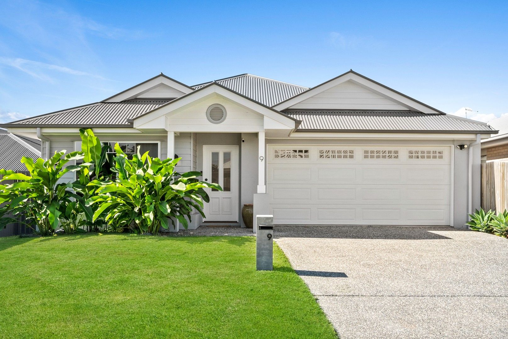 4 bedrooms House in 9 Torbay Street GRIFFIN QLD, 4503