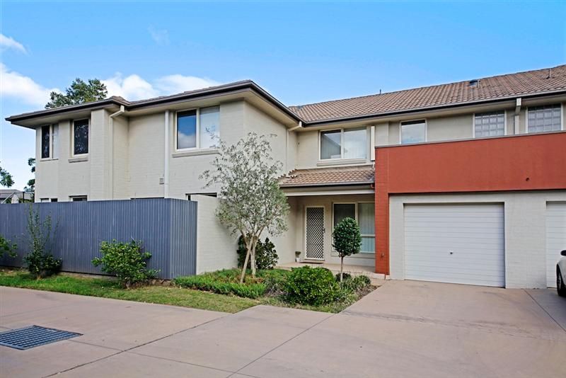 35 Morningside Pde, HOLSWORTHY NSW 2173, Image 0