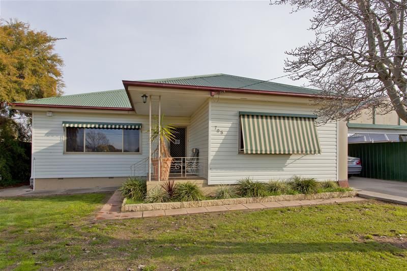 705 East Street, Albury NSW 2640, Image 0