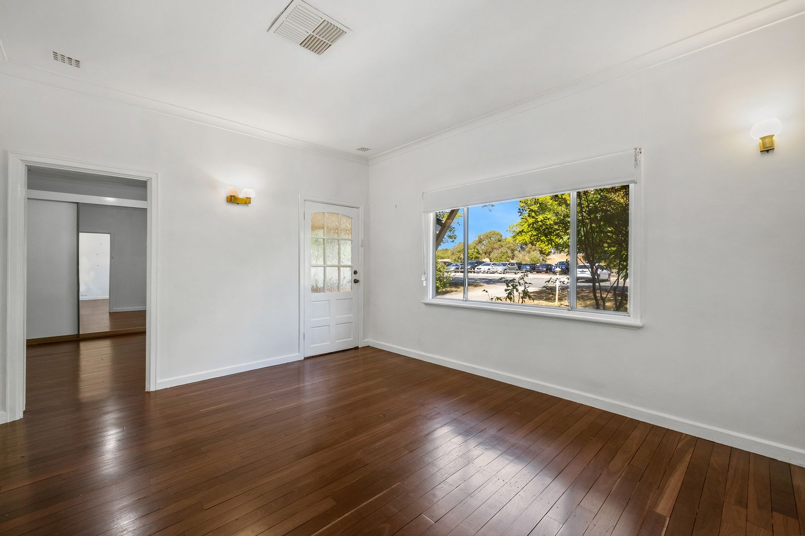 87 Kanowna Avenue East, Redcliffe WA 6104 House For Rent 460 Domain