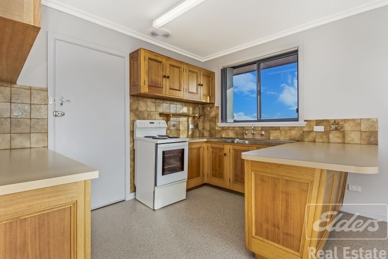 28 Chestnut Road, Youngtown TAS 7249, Image 2