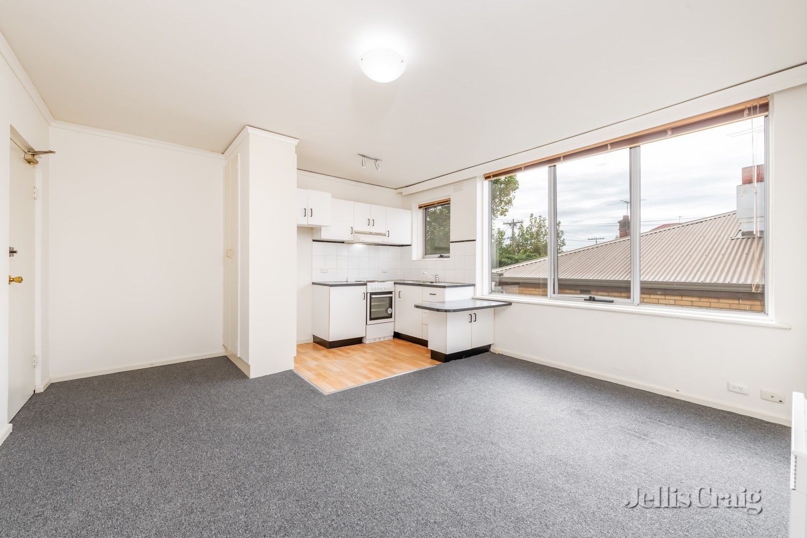 1 bedrooms Apartment / Unit / Flat in 5/184 Barkly Street FITZROY NORTH VIC, 3068