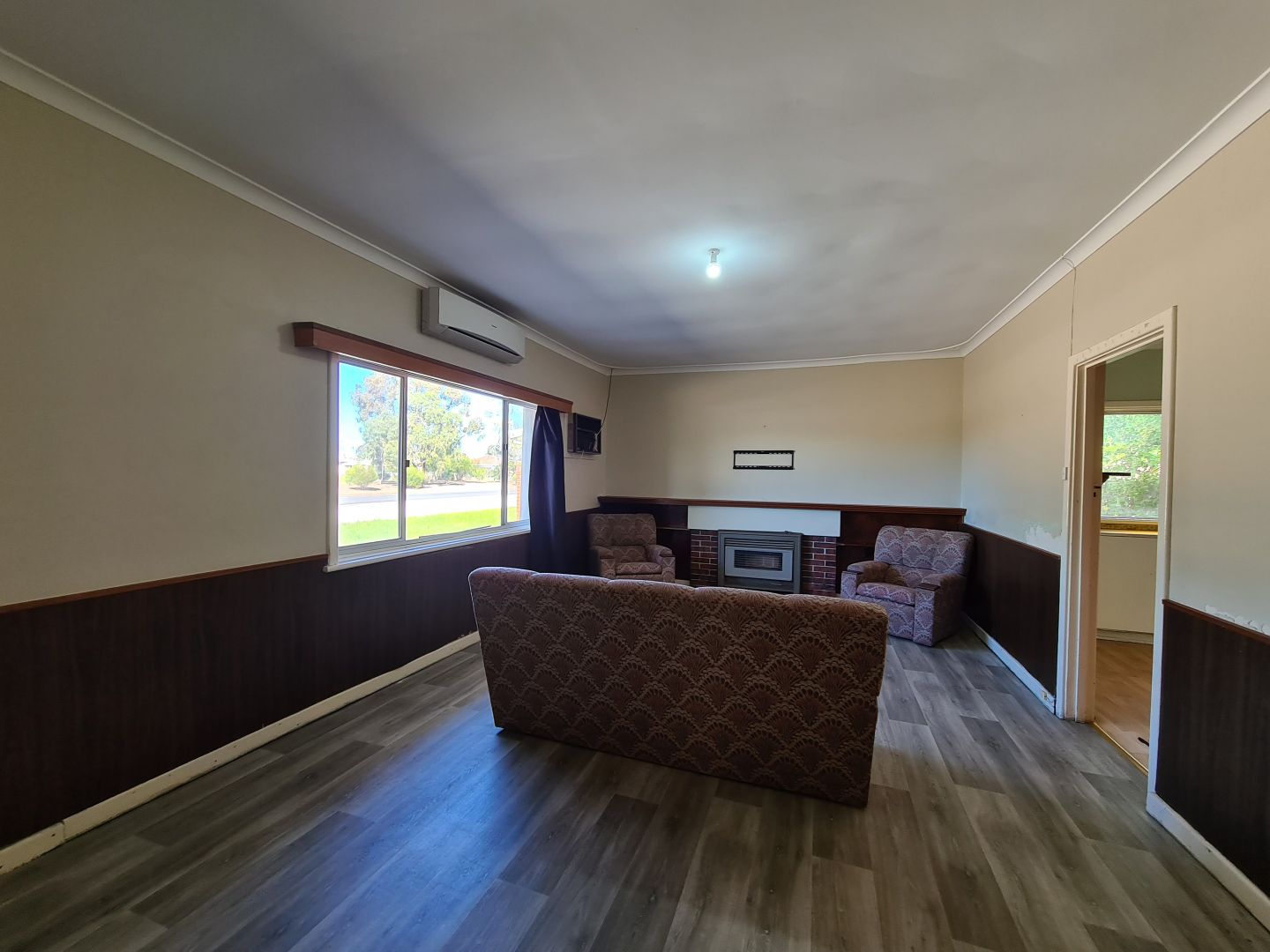 Sold 19 Cove Street, Katanning WA 6317 on 12 May 2023 2017177891 Domain