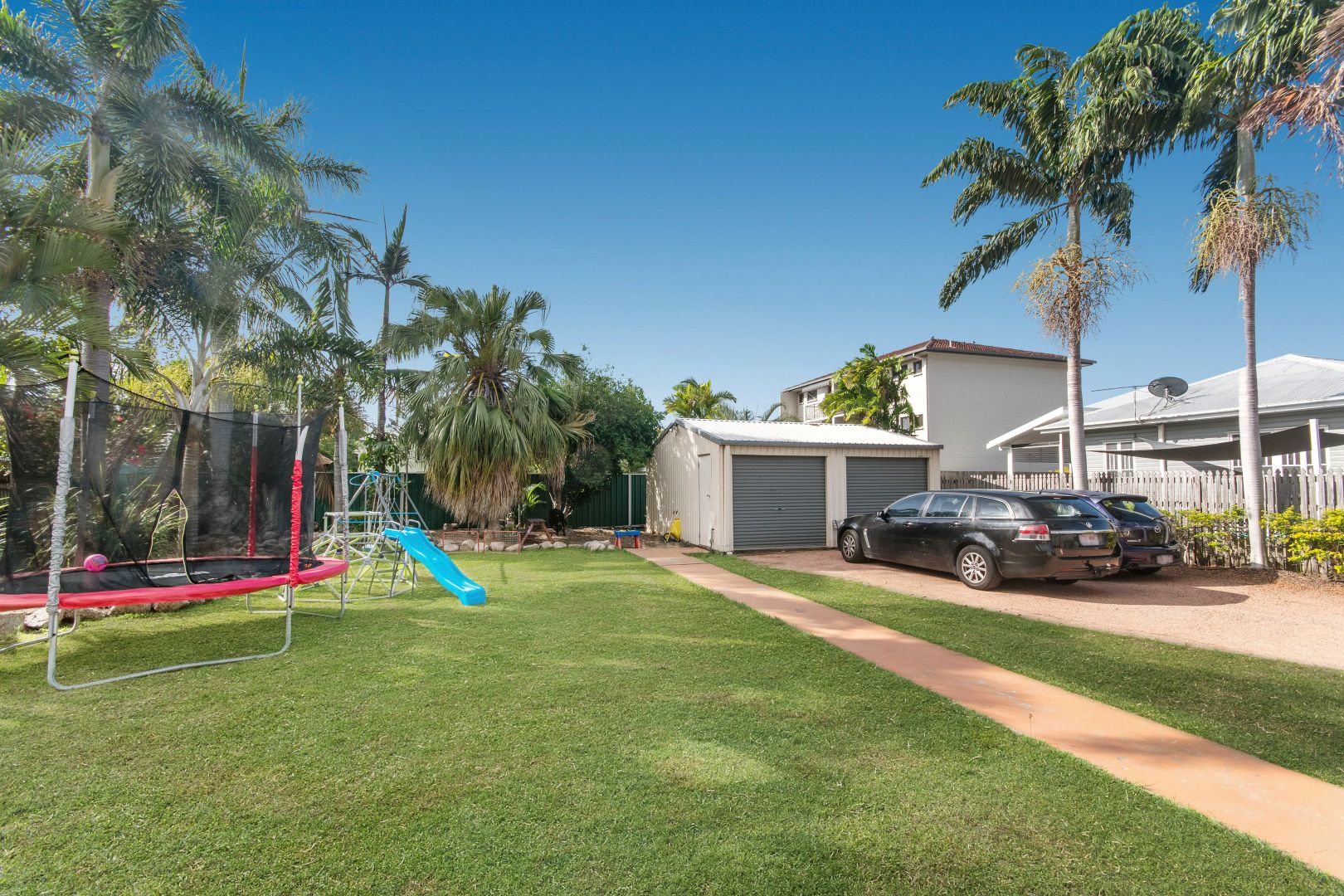 10 Carmody Street, Hermit Park QLD 4812, Image 1