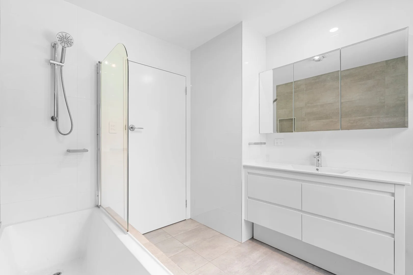 Additional image 13 of 83 Tranters Avenue, Camp Hill QLD 4152