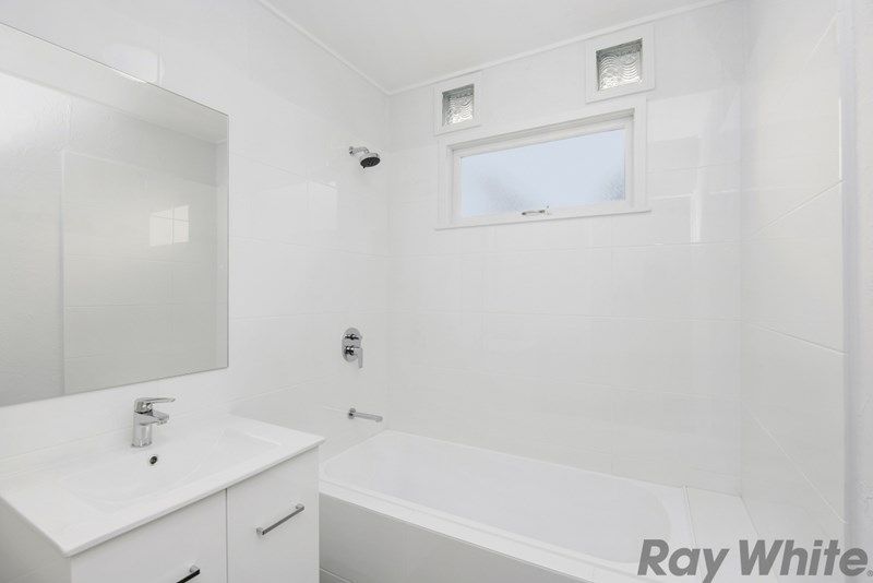 39 Windsor Place, Deception Bay QLD 4508, Image 2