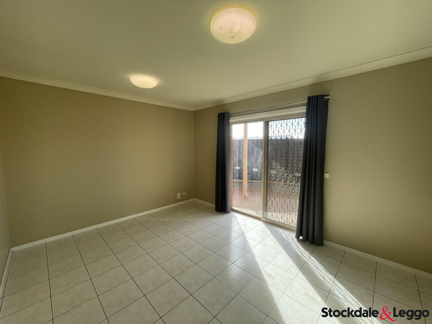 1/10 Brechin Court, Greenvale VIC 3059 House For Rent 440 Domain