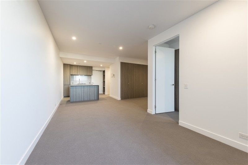 1819/160 VICTORIA STREET, Carlton VIC 3053, Image 2