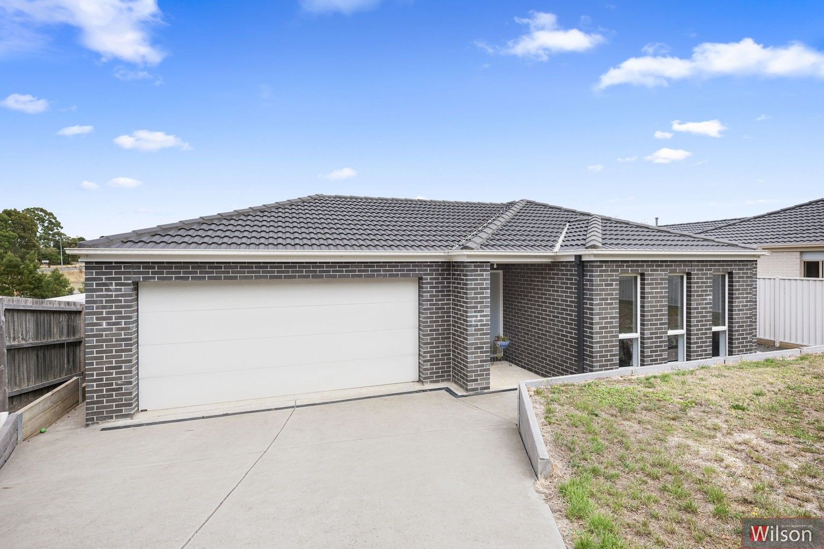 4 bedrooms House in 11B Ryan Street BROWN HILL VIC, 3350