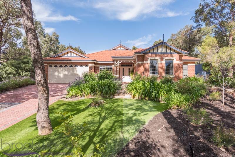 27 Laslett Circle, Mundaring WA 6073