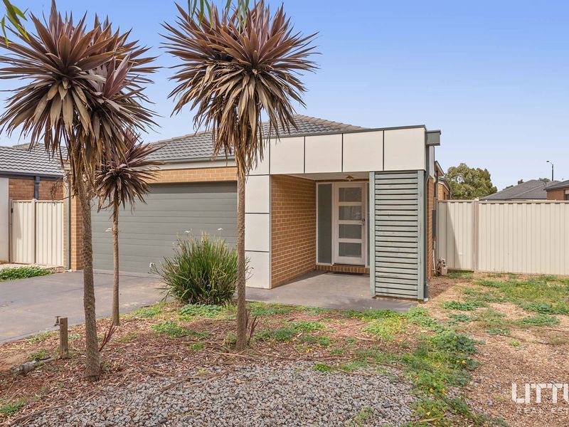 4 Toryboy Street, Brookfield VIC 3338, Image 1