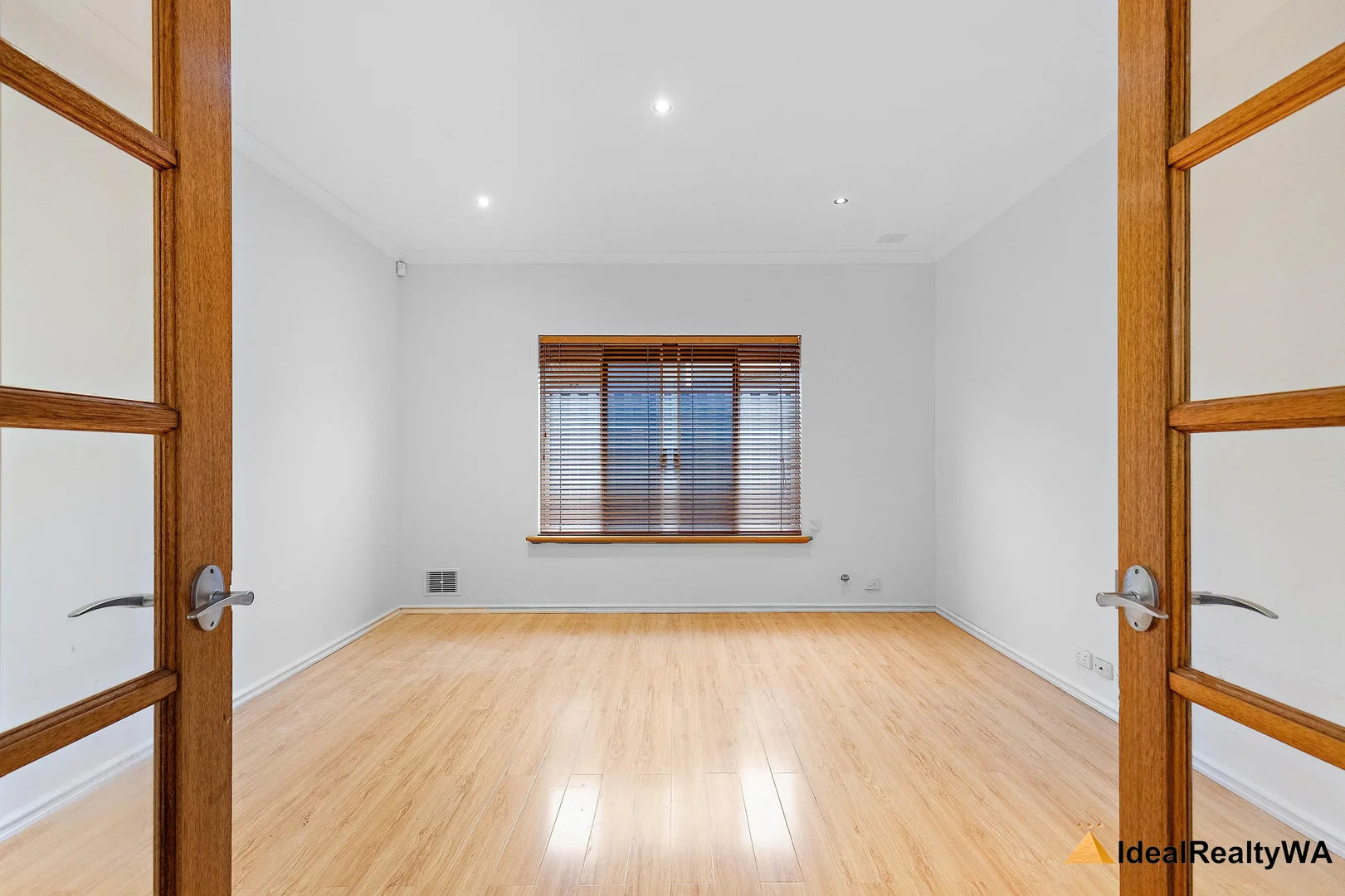 Additional image 17 of 4 Satinwood Court, Thornlie WA 6108