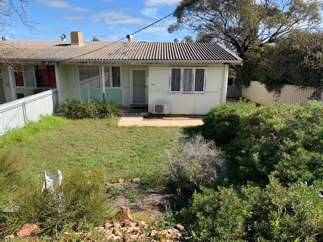 3 bedrooms House in 16B Rogers Street WONGAN HILLS WA, 6603