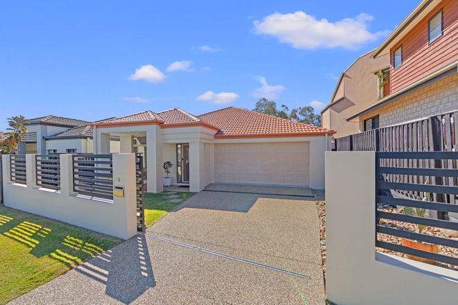 Picture of 8 Bergamo Drive, VARSITY LAKES QLD 4227