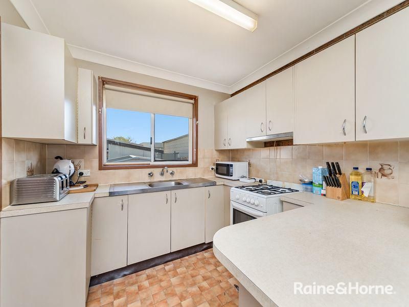 4/13a Cowper St, Goulburn NSW 2580, Image 2