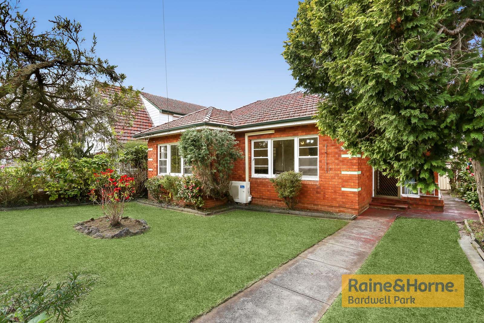36 Alfred Street, Clemton Park NSW 2206, Image 0