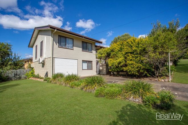 Picture of 1 Olbern Crescent, YAMANTO QLD 4305